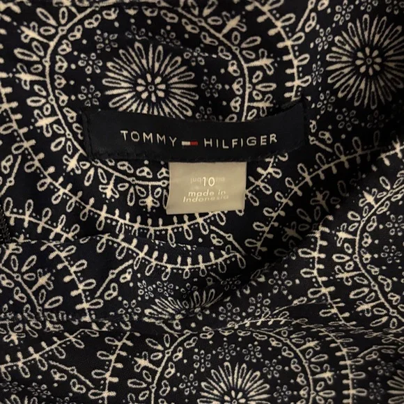 Tommy Hilfiger Bell Sleeve Blue Patterned Dress - Picture 2 of 6